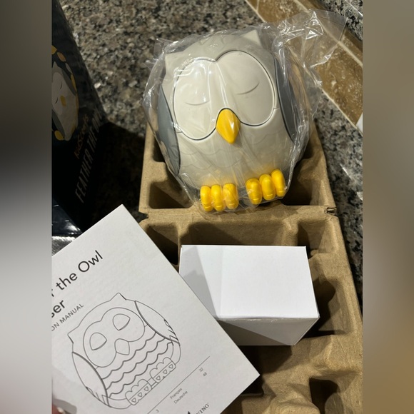 Young Living Feather the Owl Kid Scent diffuser - Picture 2 of 5